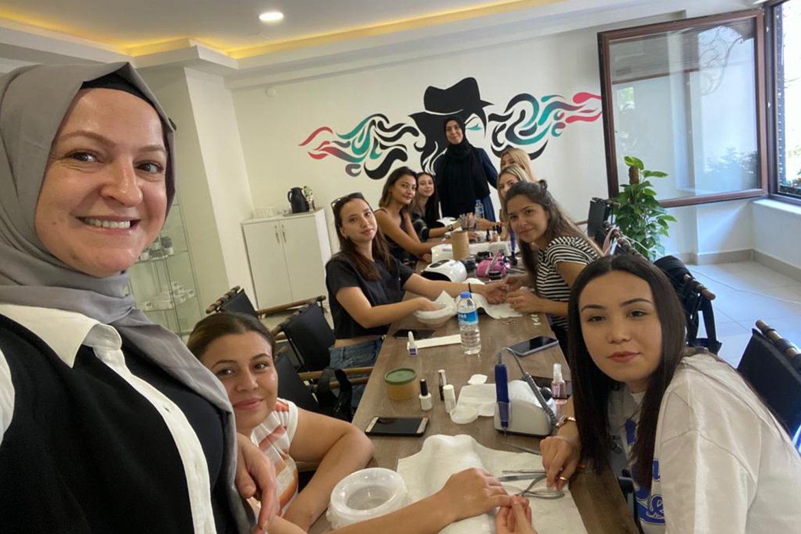 Güzellik Eğitimlerimizden Kareler